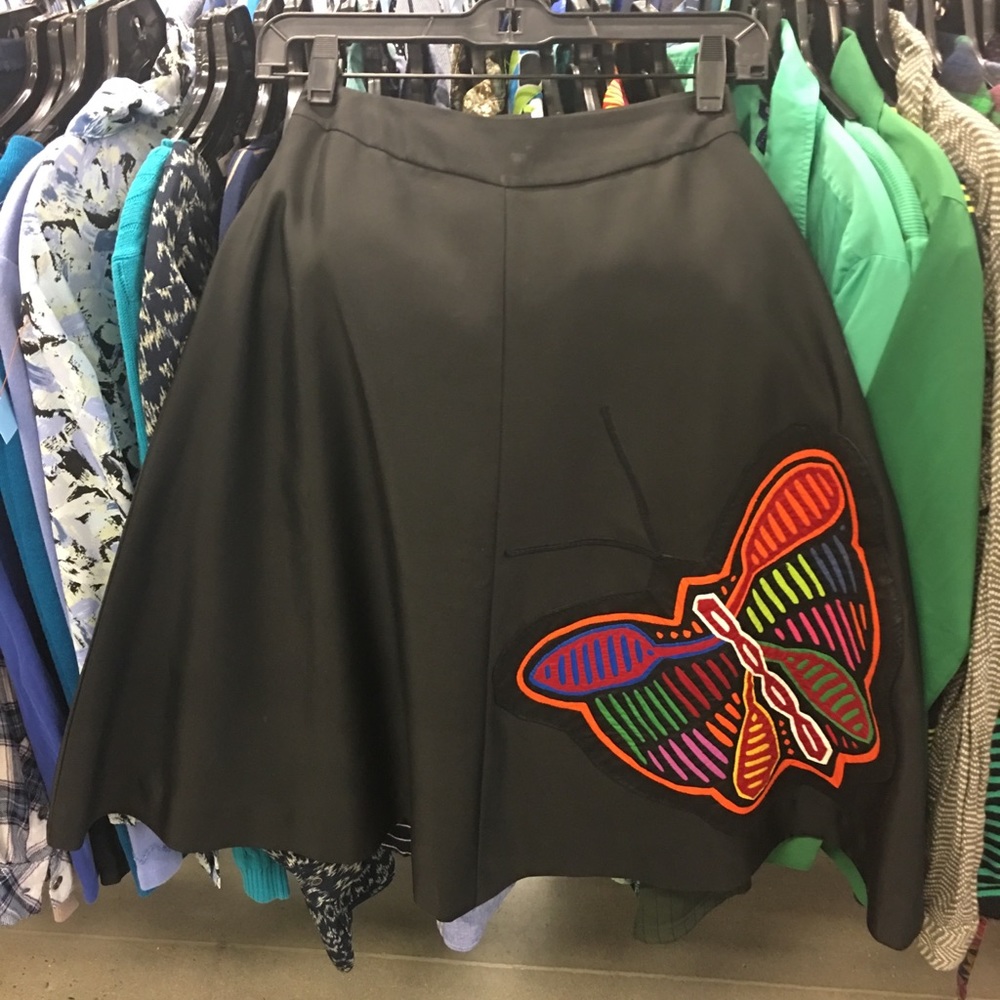 Tailored A-lined butterfly skirt Size Small